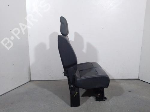Right front seat OPEL VIVARO C Van (K0) 2.0 | BP38752593C16 - Image 2