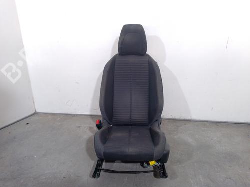 Siège avant gauche PEUGEOT 2008 II (UD_, US_, UY_, UJ_, UR_, UC_) 1.5 BlueHDI 110 (UDYHSK) (110 hp) 26493945