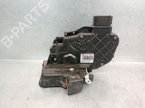 Front right lock LAND ROVER RANGE ROVER SPORT I (L320) 3.0 D 4x4 6W8A21812AF | LR011275