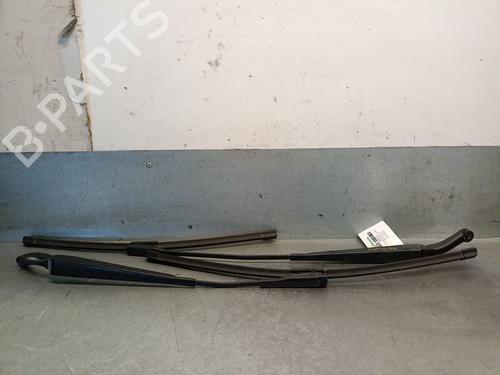 front-windshield-wiper-arm-volvo-s60-i-384-2000-2001-2002-2003-2004-2005-2006-2007-2008-2009-2010-33198940 main image