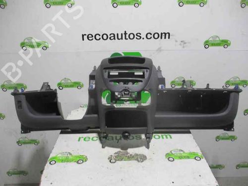 Used Dashboard PEUGEOT 107 (PM_, PN_) 1.4 HDi (54 hp) 2239164