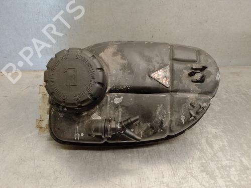 Ekpansionstank MERCEDES-BENZ GLA-CLASS (X156) GLA 200 CDI / d (156.908) (136 hp) 18127883
