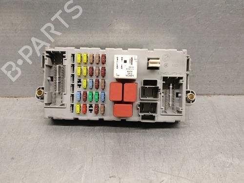 Used Fuse box FIAT BRAVO II (198_) 1.9 D Multijet (198AXB1A) (120 hp) 29314123