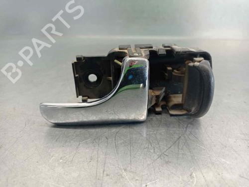 Used Front right interior door handle NISSAN TERRANO II (R20) [1992-2007]  10547601