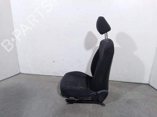 Right front seat HYUNDAI ELANTRA V Saloon (MD, UD) | BP32169211C16