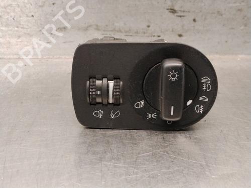 Used Headlight switch Headlight switch 37702207 37702207