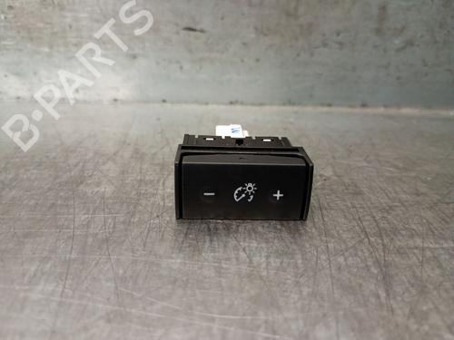 Used Switch NISSAN JUKE (F16_) DIG-T 117 (117 hp) 28599755