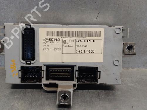 Used Fuse box FIAT DOBLO Box Body/MPV (223_) 1.9 JTD (105 hp) 30144210