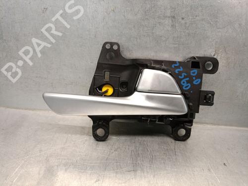 Used Front right interior door handle HYUNDAI TUCSON (TL, TLE) 1.6 CRDi (116 hp) 25761520