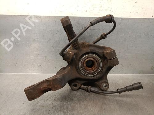 Used Right front steering knuckle RENAULT MEGANE I Classic (LA0/1_) 1.4 16V (LA0D, LA1H, lA0W, LA10) (95 hp) 23529551
