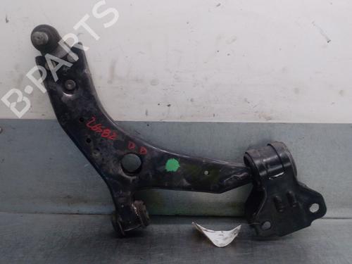 Used Right front suspension arm Right front suspension arm VOLVO V40 Cross Country (526) D3 (150 hp) 39399879 39399879
