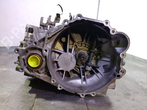 Used Gearbox KIA CERATO I Saloon (LD) 2.0 CRDi (112 hp) 30578443