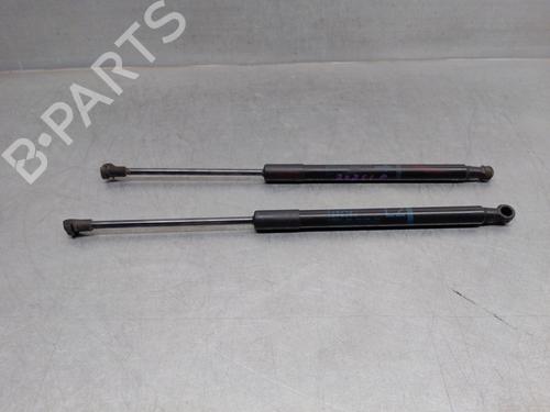 Used Tailgate lift support TOYOTA YARIS (_P13_) 1.0 (KSP130_, KSP130) (69 hp) 18787578