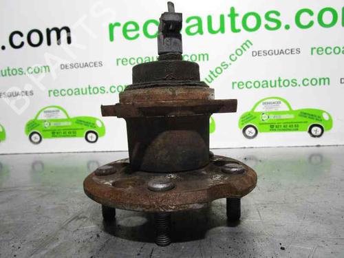 Zwrotnica tylna prawa TOYOTA PREVIA II (_R3_) 2.0 D-4D (CLR30_, CLR30R) 8954420010 | / | 4245028012 | 8954420010 | NSK
