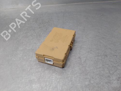 Used Fuse box TOYOTA COROLLA (_E12_) 1.6 VVT-i (ZZE121_, ZZE121R) (110 hp) 14927161