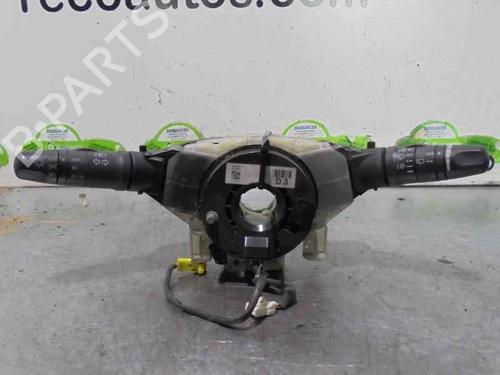 Used Headlight switch NISSAN ALMERA II (N16) 2.2 Di (110 hp) 2089613