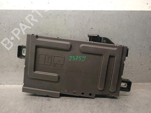 Used Fuse box LAND ROVER DEFENDER Station Wagon (L663) D250 MHEV 4x4 (249 hp) 30316445