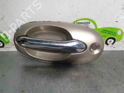 Used Front left exterior door handle KIA CARNIVAL II (GQ) 2.9 CRDi (144 hp) 4658691