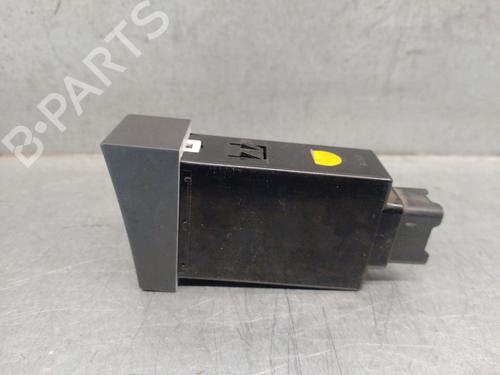 Switch HYUNDAI SANTA FÉ II (CM) 2.2 CRDi GLS 4x4 | BP26542909I30 