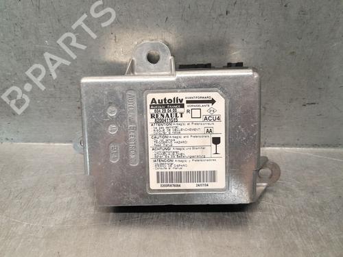 ecu-airbags-renault-grand-scenic-ii-jm01_-2004-2005-2006-2007-2008-2009-37080425 main image