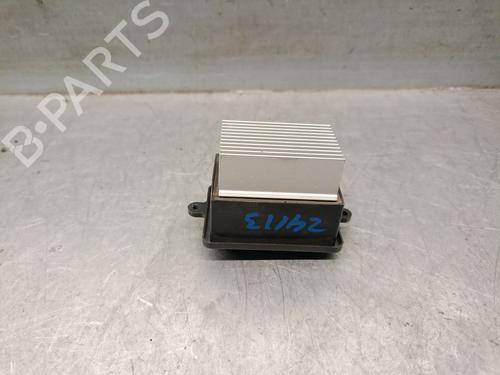 Used Heater resistor PEUGEOT 3008 II SUV (MC_, MR_, MJ_, M4_) 1.2 THP/ PureTech 130 (MRHNSM, MRHNSU, MRHNSJ, MRHNYW,... (131 hp) 30711767