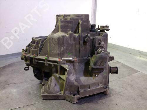 Gearbox RENAULT MASTER I Bus (T__) 2.4 D | BP29938317M3