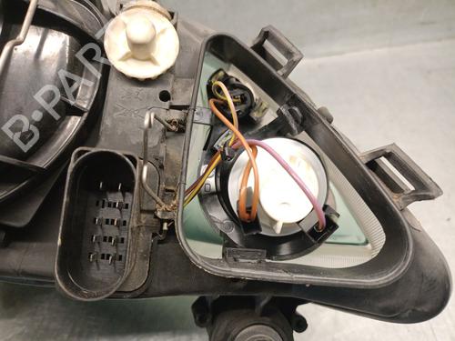 Right headlight SEAT CORDOBA (6L2) 1.4 16V | BP31132661C29