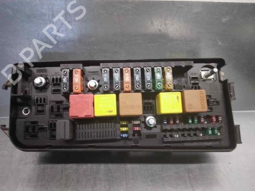 Used Fuse box OPEL VECTRA C (Z02) 2.2 16V (F69) (147 hp) 10356542