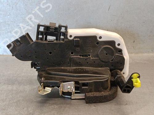 Used Front left lock Front left lock 37537470 37537470