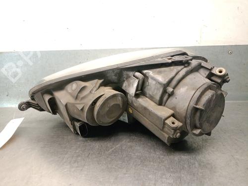 Right headlight VW GOLF V (1K1) 2.0 TDI 16V | BP37477930C29 - Image 2