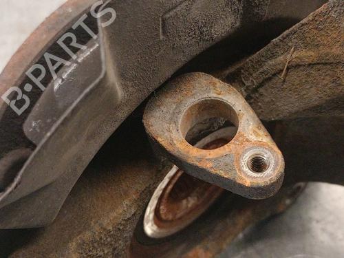 Left front steering knuckle KIA CERATO I Saloon (LD) 2.0 CRDi | BP29938319M25