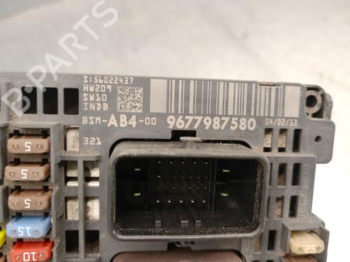 Fuse box PEUGEOT 508 I (8D_) 1.6 HDi | BP29022092E1 