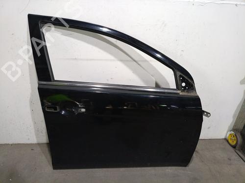 Puerta delantera derecha Puerta delantera derecha MITSUBISHI LANCER VIII (CY_A, CZ_A) 2.0 DI-D (CY8A) (140 hp) 35996201 35996201