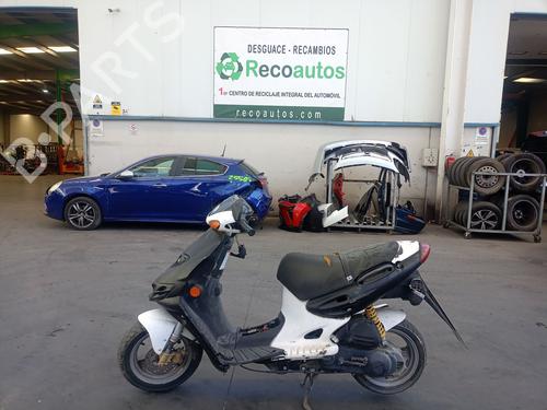 Gebruikte SUZUKI MOTORCYCLES AY  AY 50 W Katana  4747950 Onderdelen