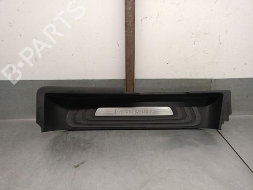 Used Step Step MERCEDES-BENZ V-CLASS (W447) V 250 CDI / d (447.811, 447.813, 447.815) (190 hp) 36156585 36156585