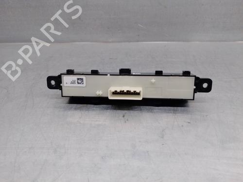 Switch DACIA SANDERO II TCe 90 LPG (B8M1) | BP18312207I30 