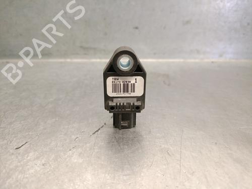 Sensor electrónico TOYOTA COROLLA (_E12_) 1.4 D (NDE120_, NDE120R) (90 hp) 30586754