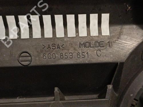 Grille VW POLO (9N_, 9A_) 1.9 TDI | BP23033071C40 