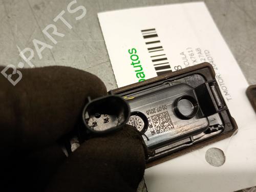 Licence plate light JAGUAR F-PACE (X761) 2.0 TD4 | BP32319449I40