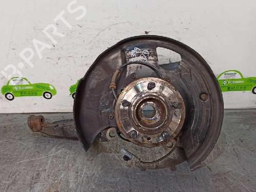 Used Right front steering knuckle LAND ROVER RANGE ROVER SPORT I (L320) 4.4 4x4 (299 hp) 5793351