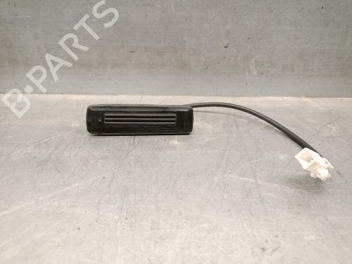Used Tailgate handle FIAT 500L (351_, 352_) 1.3 D Multijet (199LXY1A, 199LXY11) (84 hp) 31919858
