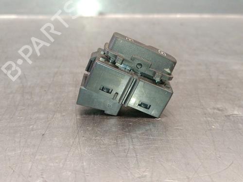 Switch VOLVO V60 I (155) D5 | BP38951234I30 - Image 2