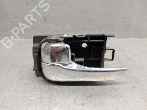 Used Front left interior door handle NISSAN ALMERA II (N16) 2.2 Di (110 hp) 30906829