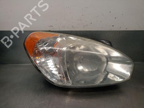 Used Right headlight HYUNDAI ACCENT III Saloon (MC) 1.5 CRDi GLS (110 hp) 25798653