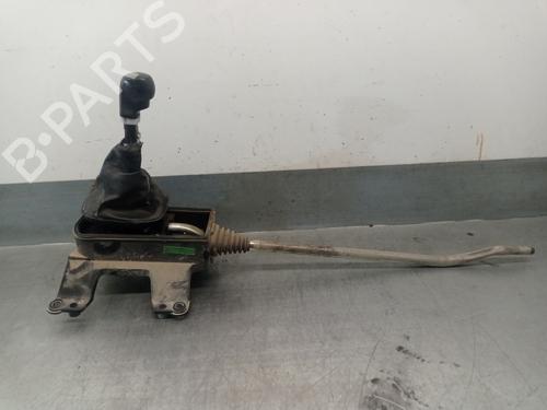Used Gear lever OPEL CORSA E (X15) 1.3 CDTI (08, 68) (75 hp) 27492294