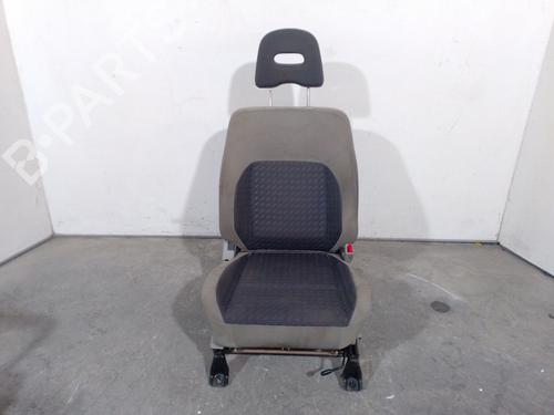 Used Right front seat NISSAN X-TRAIL I (T30) 2.2 dCi 4x4 (136 hp) 22904201