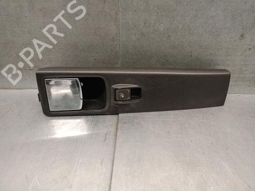 Used Right front window switch Right front window switch LANCIA MUSA (350_) 1.3 D Multijet (350.AXM11, 350.AXM1A, 350.AXI1A) (95 hp) 33873364 33873364