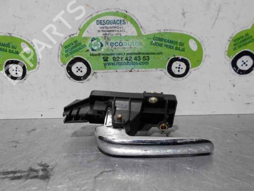 Used Front left interior door handle Front left interior door handle ALFA ROMEO 166 (936_) 2.4 JTD (936AXA00, 936A3B00) (150 hp) 3215627 3215627