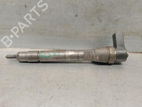 Used Injector MERCEDES-BENZ M-CLASS (W163) ML 400 CDI (163.128) (250 hp) 22188945