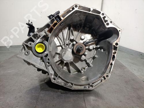 Used Gearbox Gearbox MERCEDES-BENZ CITAN Box Body/MPV (W420) 1.5 110 CDI (420.623, 420.625) (95 hp) 38052695 38052695